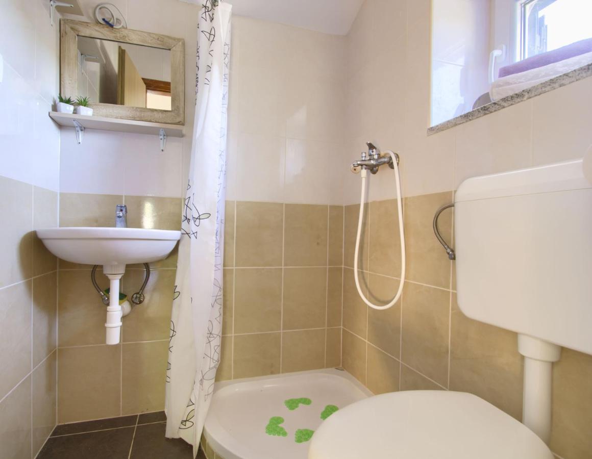 Old Fisherman'S House - Apartment Sonja Banj ภายนอก รูปภาพ